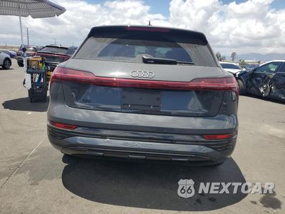 Zdjęcie 6 z 13 samochodu: 2024 AUDI Q8 E-TRON PREMIUM PLUS VIN:WA15AAGE3RB040594 - miniatura