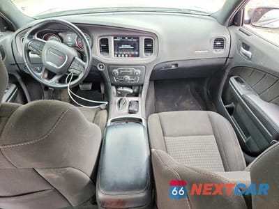 Zdjęcie 8 z 12 samochodu: 2023 DODGE CHARGER SXT *** PRIOR FLEET *** VIN:2C3CDXBG8PH572030 - miniatura