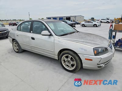 Czwarte zdjęcie samochodu z boku: 2005 HYUNDAI ELANTRA GLS VIN:KMHDN46D25U166178 - miniatura
