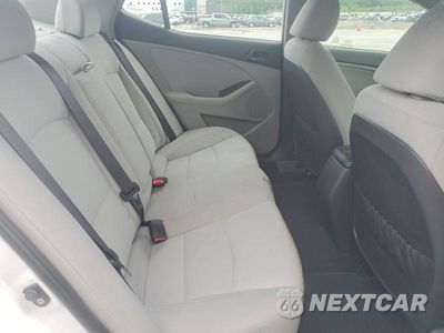 Zdjęcie 10 z 13 samochodu: 2015 KIA OPTIMA LX VIN:KNAGM4A76F5660364 - miniatura