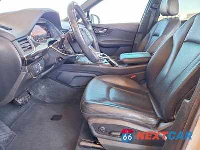 Zdjęcie 7 z 13 samochodu: 2017 AUDI Q7 PREMIUM PLUS VIN:WA1LAAF75HD059404 - miniatura