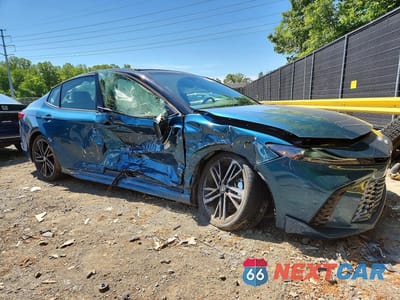 Czwarte zdjęcie samochodu z boku: 2025 TOYOTA CAMRY XSE VIN:4T1DBADK1SU003235 - miniatura