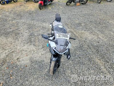 Piąte zdjęcie samochodu w środku: 2026 CF MOTO 675SS VIN:LCEPEVLP2T6000993 - miniatura