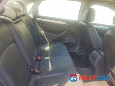 Zdjęcie 10 z 12 samochodu: 2013 VOLKSWAGEN PASSAT SE VIN:1VWBH7A31DC085791 - miniatura