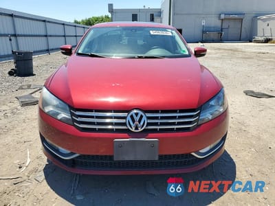Piąte zdjęcie samochodu w środku: 2015 VOLKSWAGEN PASSAT SEL VIN:1VWCV7A38FC088378 - miniatura