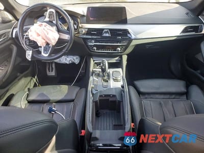 Zdjęcie 8 z 12 samochodu: 2018 BMW 540 I VIN:WBAJE5C58JWA97487 - miniatura