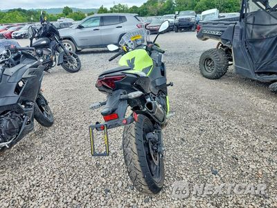 Czwarte zdjęcie samochodu z boku: 2026 KAWASAKI EX500 A VIN:ML5EXGJ10TDA81349 - miniatura
