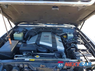 Zdjęcie 12 z 13 samochodu: 2002 LEXUS LX 470 VIN:JTJHT00W323519525 - miniatura