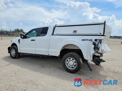 Drugie zdjęcie samochodu z przodu: 2023 FORD F150 SUPER CAB VIN:1FTEX1EP2PKE09368 - miniatura