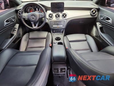 Zdjęcie 8 z 12 samochodu: 2017 MERCEDES-BENZ CLA 250 VIN:WDDSJ4EB5HN429999 - miniatura
