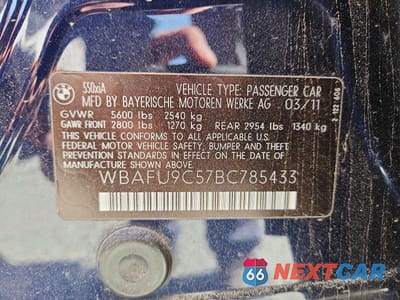 Zdjęcie 12 z 12 samochodu: 2011 BMW 550 XI VIN:WBAFU9C57BC785433 - miniatura