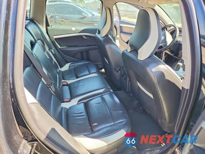 Zdjęcie 11 z 13 samochodu: 2010 VOLVO V70 3.2 VIN:YV1982BW1A1118173 - miniatura