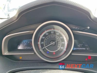 Zdjęcie 9 z 12 samochodu: 2016 MAZDA 3 TOURING VIN:JM1BM1V72G1353739 - miniatura
