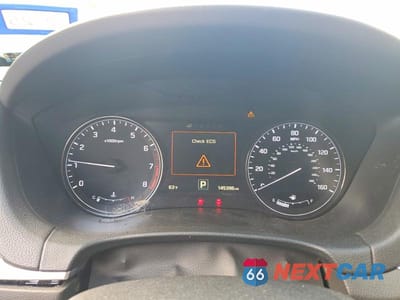 Zdjęcie 9 z 12 samochodu: 2015 HYUNDAI GENESIS 5.0L VIN:KMHGN4JF8FU091915 - miniatura