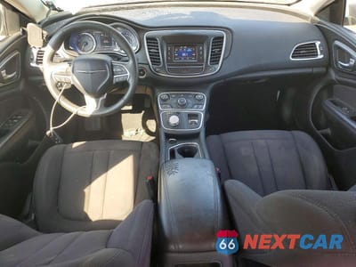 Zdjęcie 8 z 13 samochodu: 2015 CHRYSLER 200 LIMITED VIN:1C3CCCAB6FN634547 - miniatura