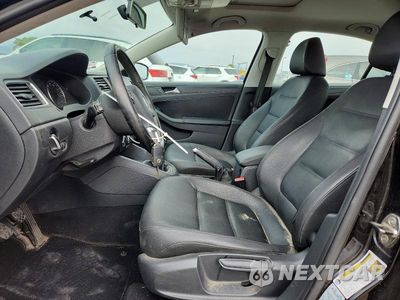 Zdjęcie 7 z 12 samochodu: 2012 VOLKSWAGEN JETTA SE VIN:3VWBP7AJXCM125039 - miniatura
