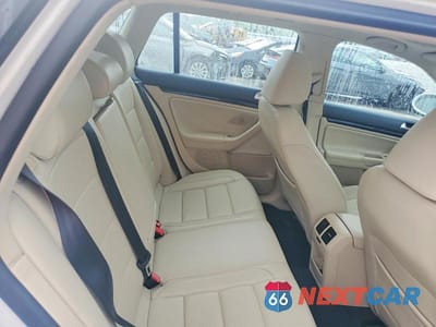 Zdjęcie 10 z 12 samochodu: 2011 VOLKSWAGEN JETTA S VIN:3VWPZ7AJ0BM664252 - miniatura
