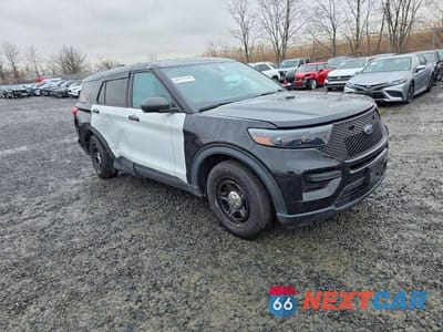 Trzecie zdjęcie samochodu z tyłu: 2022 FORD EXPLORER POLICE INTERCEPTOR VIN:1FM5K8AW1NNA08504 - miniatura