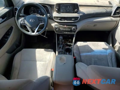 Zdjęcie 8 z 13 samochodu: 2019 HYUNDAI TUCSON SE VIN:KM8J2CA4XKU882397 - miniatura