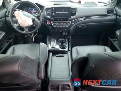 Zdjęcie 8 z 13 samochodu: 2021 HONDA PILOT TOURING VIN:5FNYF6H98MB084860 - miniatura