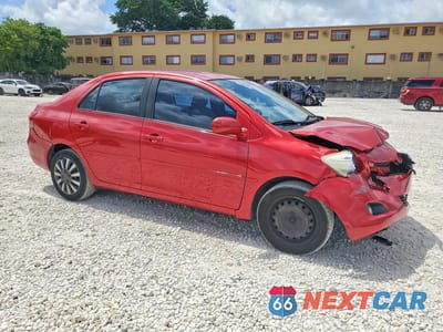 Czwarte zdjęcie samochodu z boku: 2008 TOYOTA YARIS BASE VIN:JTDBT923781236050 - miniatura