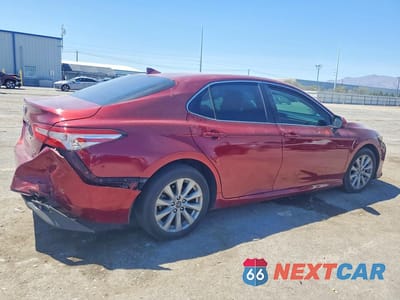 Trzecie zdjęcie samochodu z tyłu: 2019 TOYOTA CAMRY LE VIN:4T1B11HK3KU259302 - miniatura