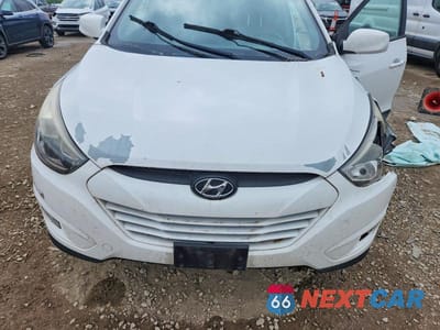 Zdjęcie 12 z 13 samochodu: 2015 HYUNDAI TUCSON SE VIN:KM8JUCAG1FU972709 - miniatura