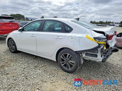 Drugie zdjęcie samochodu z przodu: 2023 KIA FORTE LXS VIN:3KPF24AD7PE608824 - miniatura