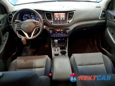 Zdjęcie 8 z 13 samochodu: 2018 HYUNDAI TUCSON SPORT VIN:KM8J3CAL1JU737039 - miniatura