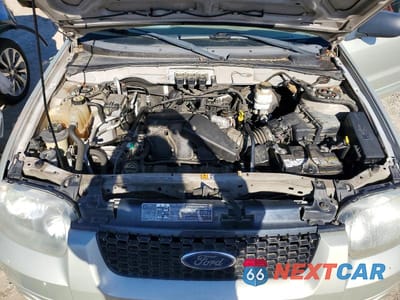 Zdjęcie 13 z 14 samochodu: 2005 FORD ESCAPE LIMITED VIN:1FMYU04135KB95318 - miniatura