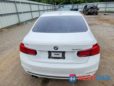 Zdjęcie 6 z 12 samochodu: 2018 BMW 330 I VIN:WBA8B9G56JNU98628 - miniatura