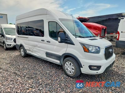 Czwarte zdjęcie samochodu z boku: 2025 FORD TRANSIT T-350 VIN:1FBAX2X82SKA56721 - miniatura