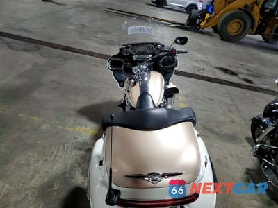 Zdjęcie 6 z 8 samochodu: 2012 KAWASAKI VN1700 A VIN:JKBVNRA12CA009032 - miniatura