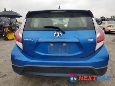 Zdjęcie 6 z 12 samochodu: 2017 TOYOTA PRIUS C ONE VIN:JTDKDTB39H1595975 - miniatura