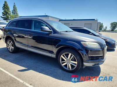 Czwarte zdjęcie samochodu z boku: 2013 AUDI Q7 PREMIUM PLUS VIN:WA1LGAFE9DD015560 - miniatura