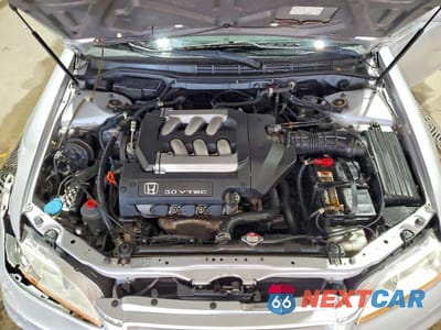 Zdjęcie 11 z 12 samochodu: 2001 HONDA ACCORD EX VIN:1HGCG22501A033249 - miniatura