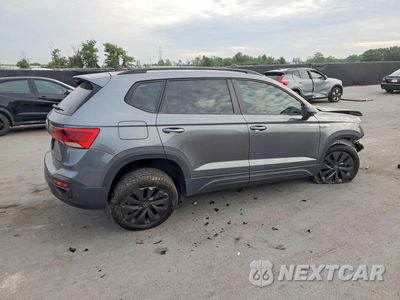 Trzecie zdjęcie samochodu z tyłu: 2024 VOLKSWAGEN TAOS S VIN:3VV5X7B23RM080026 - miniatura