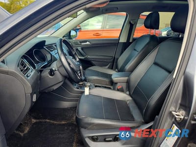 Zdjęcie 7 z 13 samochodu: 2018 VOLKSWAGEN TIGUAN SE VIN:3VV2B7AX8JM123908 - miniatura