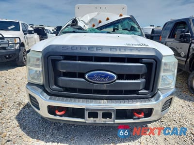 Piąte zdjęcie samochodu w środku: 2013 FORD F350 SUPER DUTY VIN:1FD8X3E66DEA93642 - miniatura