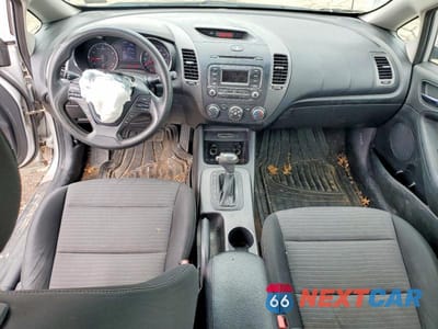 Zdjęcie 8 z 12 samochodu: 2014 KIA FORTE LX VIN:KNAFX4A66E5063322 - miniatura