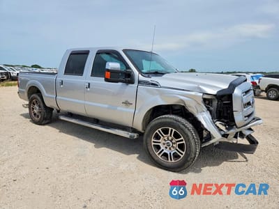 Czwarte zdjęcie samochodu z boku: 2015 FORD F250 SUPER DUTY VIN:1FT7W2BT8FEA32836 - miniatura
