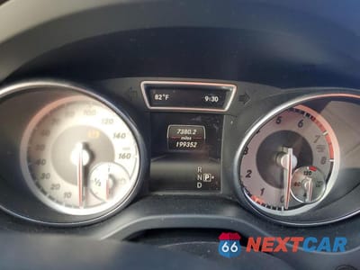 Zdjęcie 9 z 12 samochodu: 2014 MERCEDES-BENZ CLA 250 VIN:WDDSJ4EB0EN059931 - miniatura