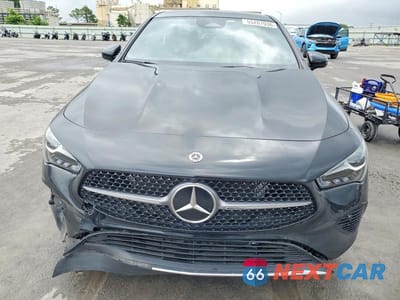 Piąte zdjęcie samochodu w środku: 2025 MERCEDES-BENZ CLA 250 VIN:W1K5J4GB3SN485764 - miniatura
