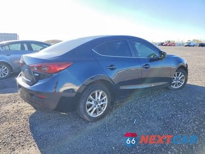 Trzecie zdjęcie samochodu z tyłu: 2018 MAZDA 3 GS VIN:JM1BN1V79J1188504 - miniatura
