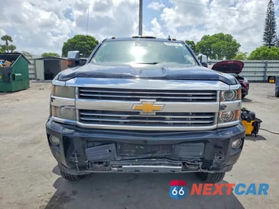 Piąte zdjęcie samochodu w środku: 2015 CHEVROLET SILVERADO K3500 HIGH COUNTRY VIN:1GC4K1E86FF544671 - miniatura