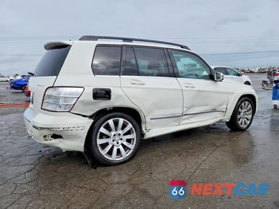 Trzecie zdjęcie samochodu z tyłu: 2012 MERCEDES-BENZ GLK 350 4MATIC VIN:WDCGG8HB1CF884265 - miniatura