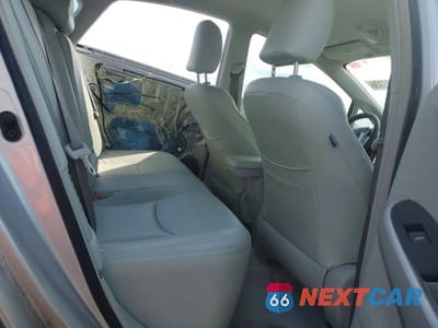 Zdjęcie 10 z 13 samochodu: 2011 TOYOTA PRIUS TWO VIN:JTDKN3DU6B0278803 - miniatura