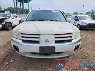 Piąte zdjęcie samochodu w środku: 2004 MITSUBISHI ENDEAVOR LIMITED VIN:4A4MN41SX4E094125 - miniatura