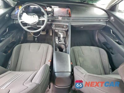 Zdjęcie 8 z 12 samochodu: 2022 HYUNDAI ELANTRA SEL VIN:5NPLS4AG4NH067866 - miniatura