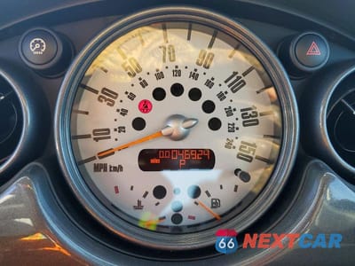 Zdjęcie 9 z 12 samochodu: 2004 MINI COOPER VIN:WMWRC33434TJ56971 - miniatura